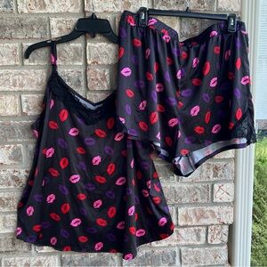 🍒💣 Torrid plus size lip print two piece lingerie style sleepwear